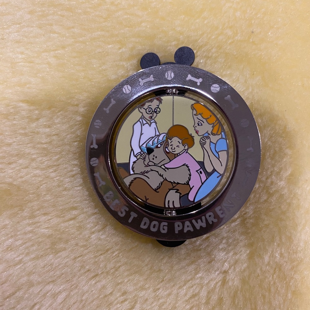 Best Dog Pawrents Enamel Disney Pin